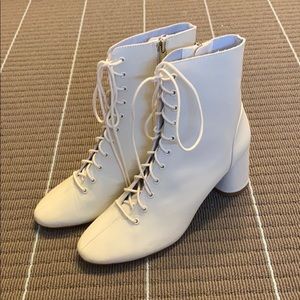 Zara leather lace up booties with heel size 6.5